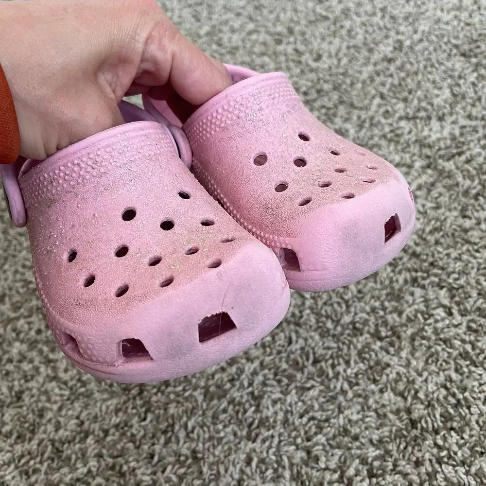 Size 8 / Toddler Girl Crocs Sandals